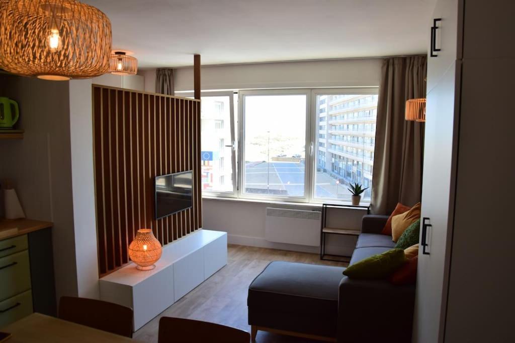 Apartamento Hhvdk Aan Zee Oostduinkerke Exterior foto