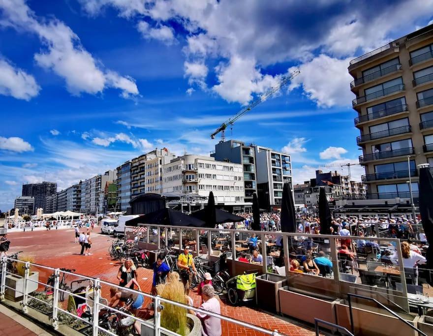 Apartamento Hhvdk Aan Zee Oostduinkerke Exterior foto